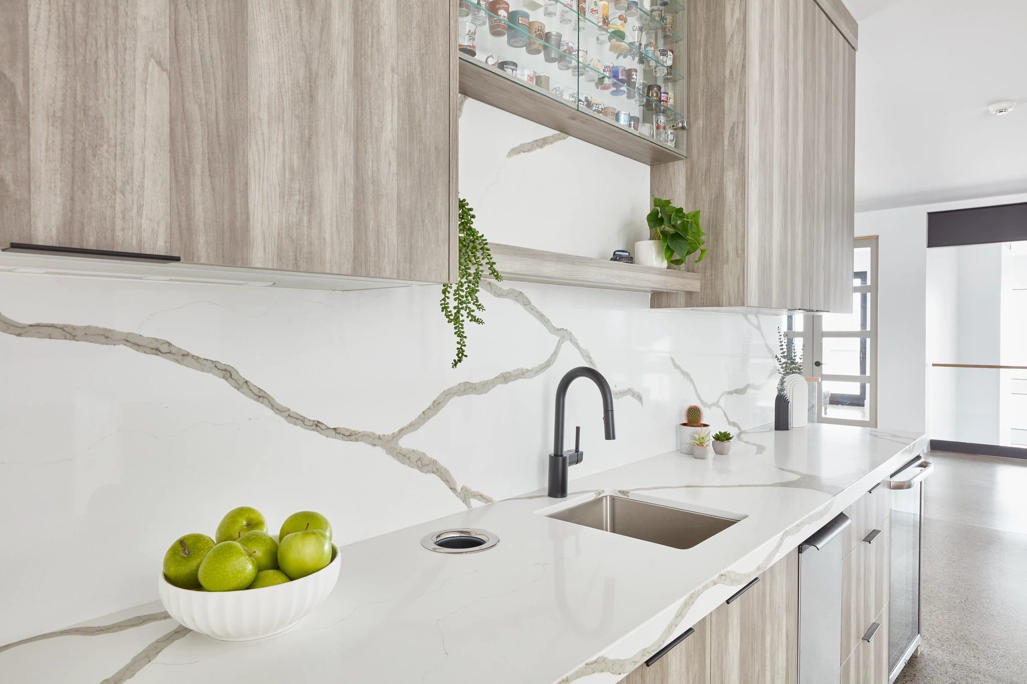 Bianco Levanto - zhoivbtokwvplsqd5k9m@2x.jpg