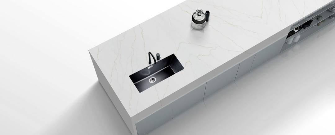 Venatino Gold - zlczfkeetkdokmga0yn4@2x.jpg