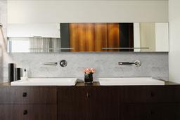 Carrara White Picket Honed - zsvkt70vtmno7fl9gm1n@2x.jpg