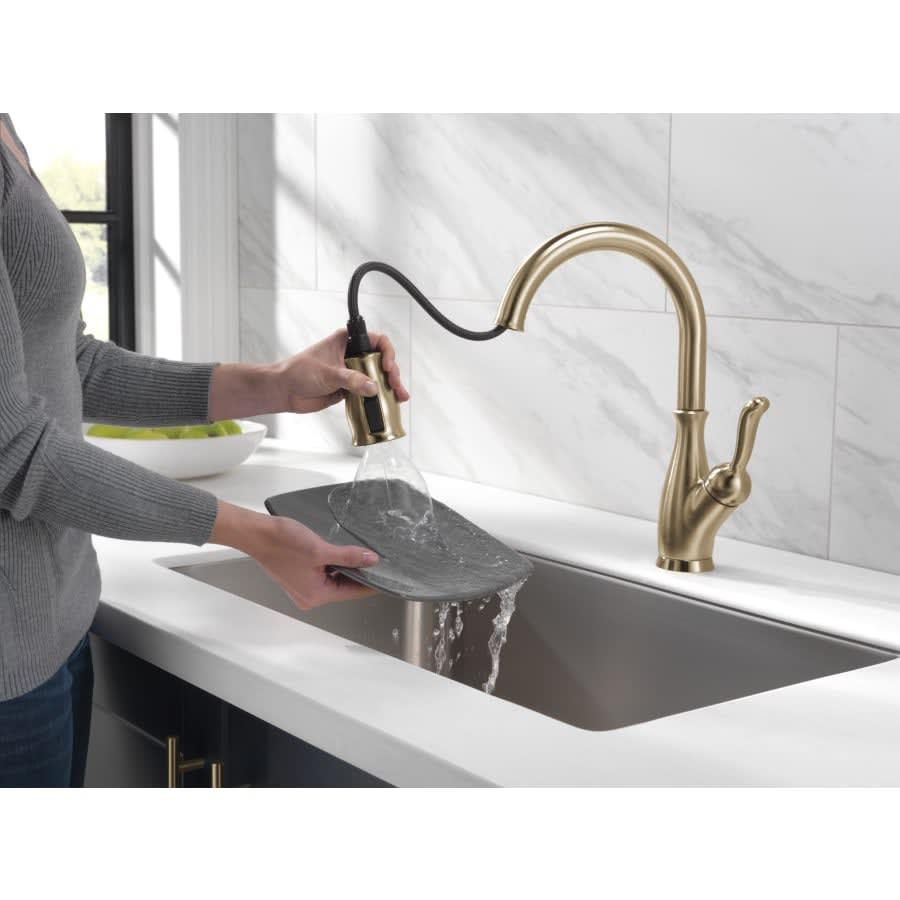 Leland Pull-Down Kitchen Faucet with Magnetic Docking Spray Head and ShieldSpray - Includes Lifetime Warranty - zvmwsyhad0ixevfq4a63@2x.jpg