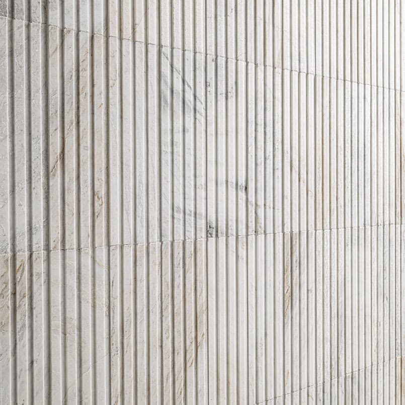 Arabescato Venato Tile Slat Honed - zwappzjtwu7k63beueej@2x.jpg