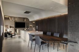 Kira - ak4d2nmcenfnnncykp68_9c8f89c2-3752-4bf8-be8f-53572359892a@2x.jpg