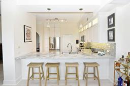 Arabescato A - n5sekmxc9yzzszyrj7fj_7818e376-e747-46fe-98e1-641c85257e8a@2x.jpg