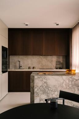 Taj Mahal - r8t98x2bynqqstv5g2em_ca171d2b-0059-4f11-8495-aed8ba439240@2x.jpg