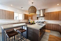 Cyrus® Akadia® - rtztfco7gts6ltgdmzyr_b65d633b-e52f-45a0-97d3-8d0a6f629c9b@2x.jpg