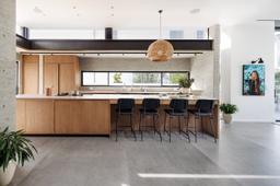 Nacre - uetqg9racf6bcauzvbmq_38d46833-2f3f-4976-b2e4-daa7dceddaa8@2x.jpg