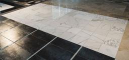 Calacatta Marble - wbg0lv6bh7gts3ubcvdf@2x.jpg